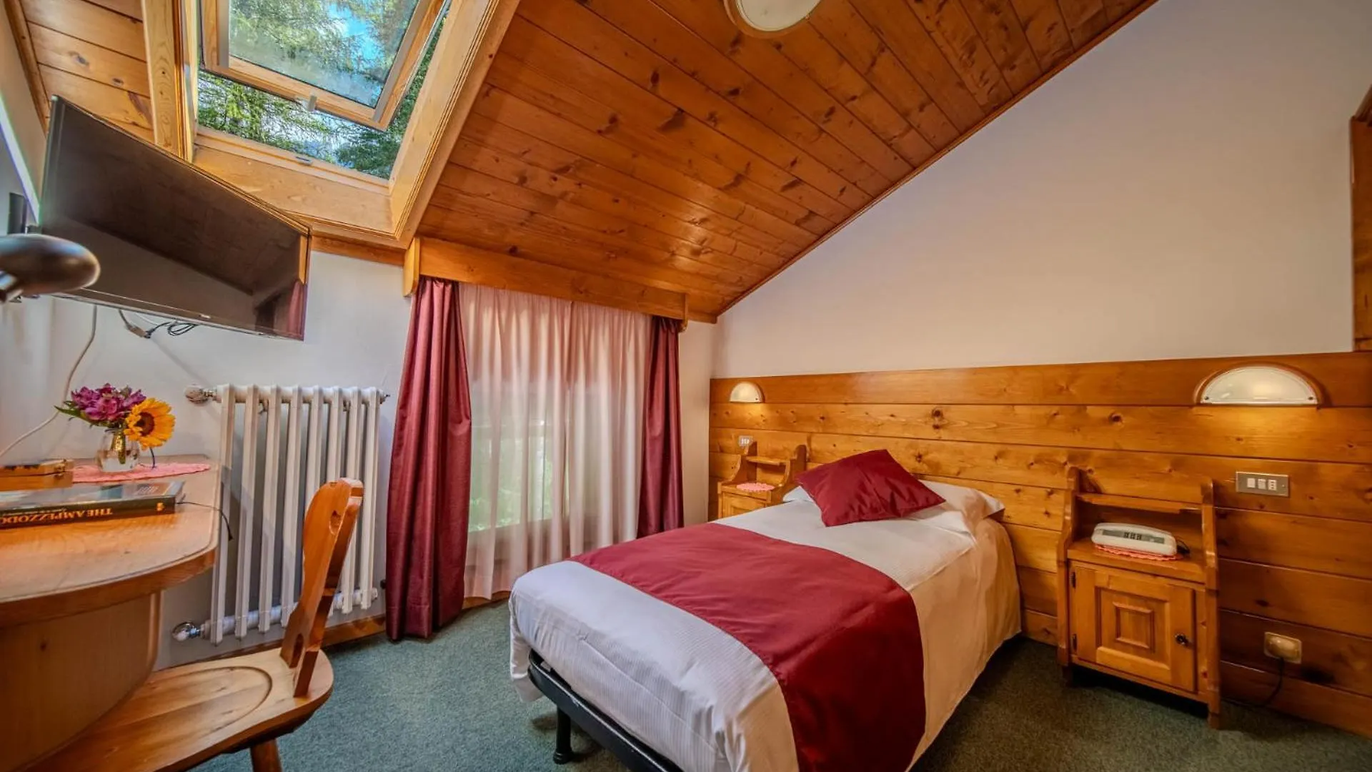Hotel Il Cardo San Vito di Cadore 3*,