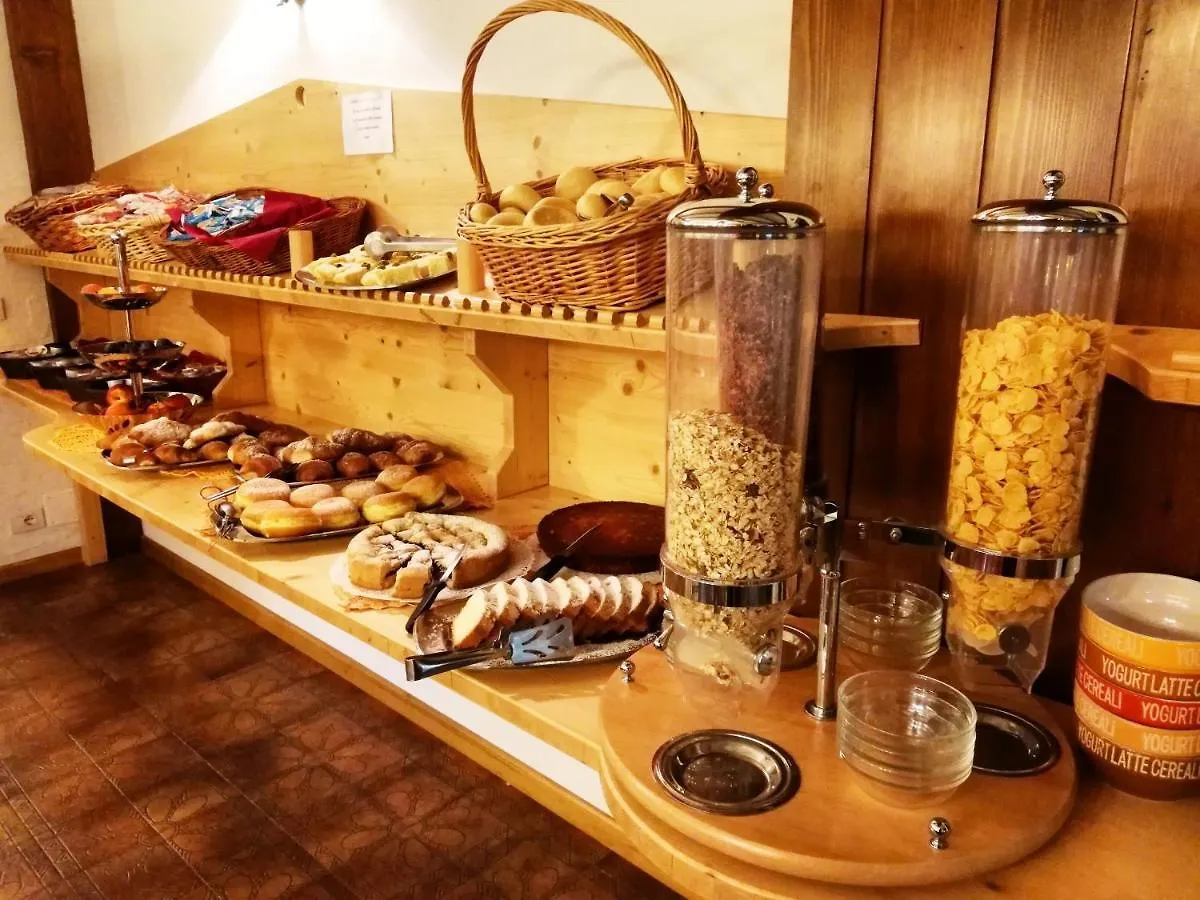 Hotel Il Cardo San Vito di Cadore 3*,  Itália